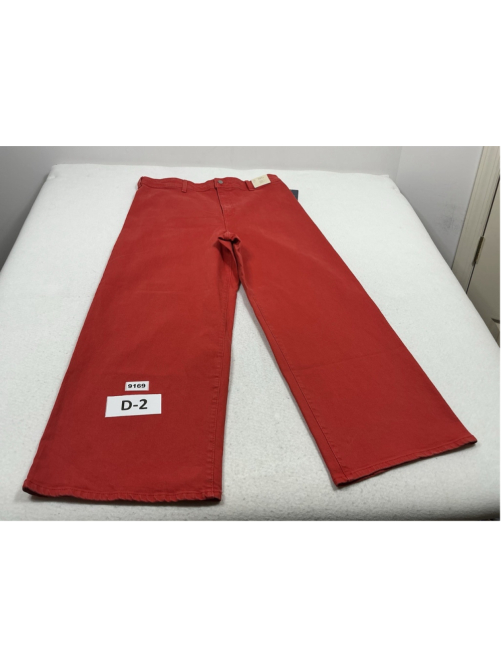 Womans NWT Universal Thread Sailor Wide Leg Jeans Size 16 Red